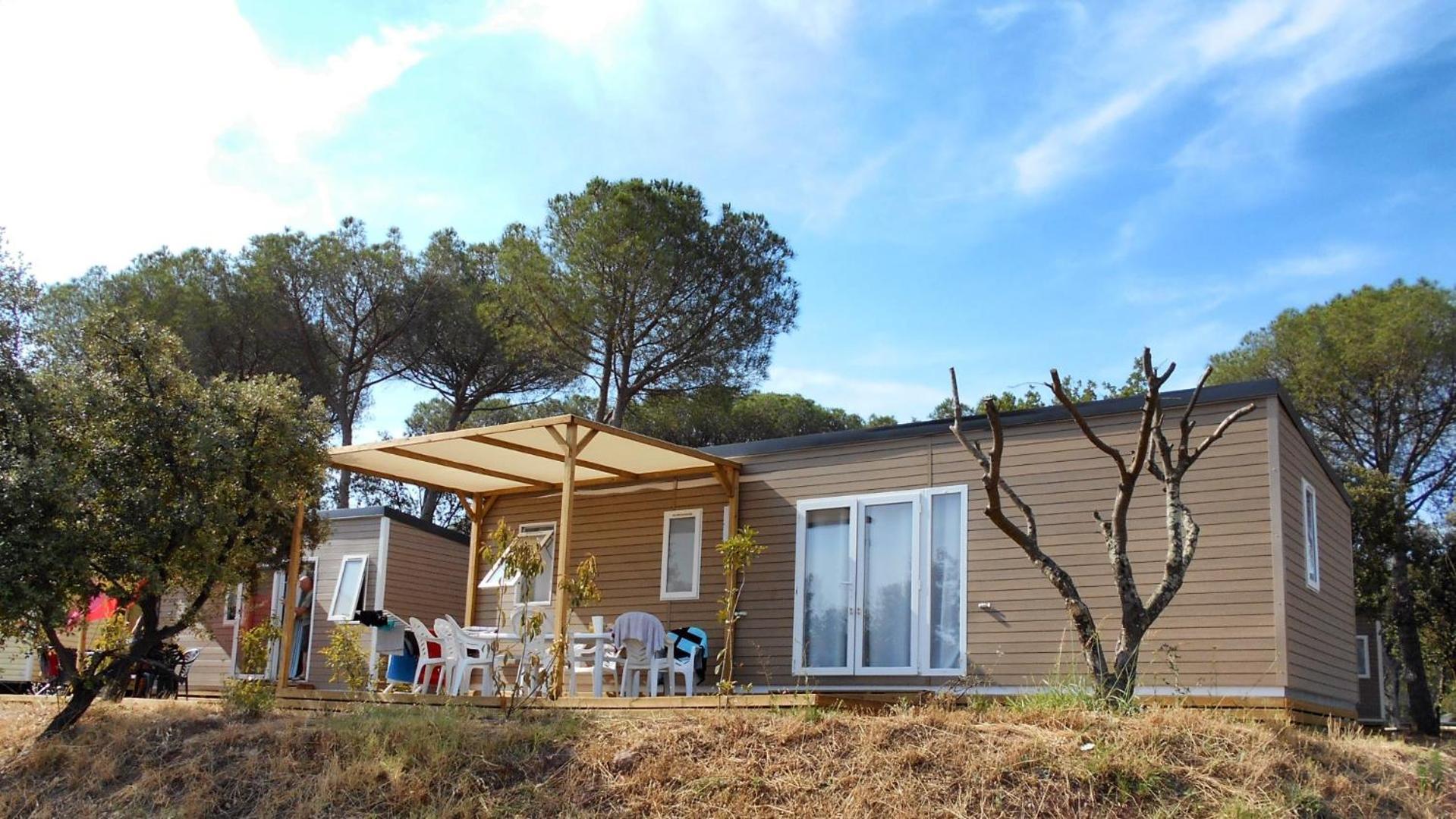 Camping Les Cigales Le Muy Habitación foto